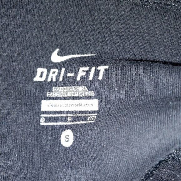 Nike Athletic/Yoga Pants - Picture 6 of 6